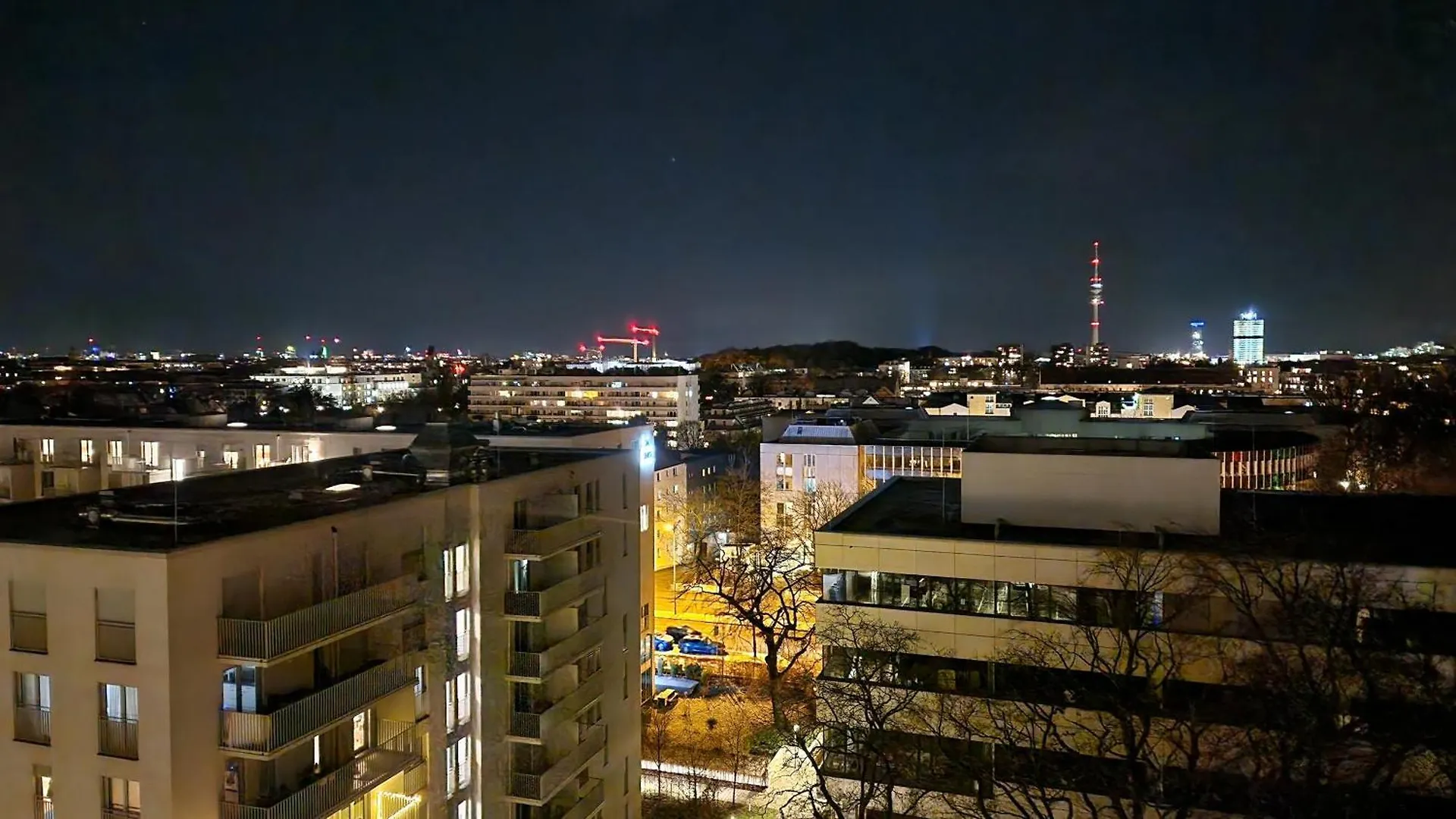 Leopold206 Urban Flair Apartment Munich